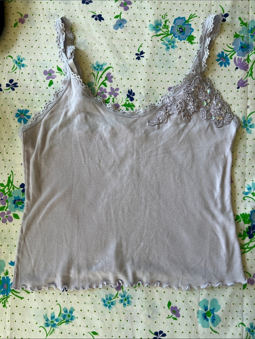 Victoria's Secret Y2K Lace-Trim Sequin Camisole in Light Lavender - M